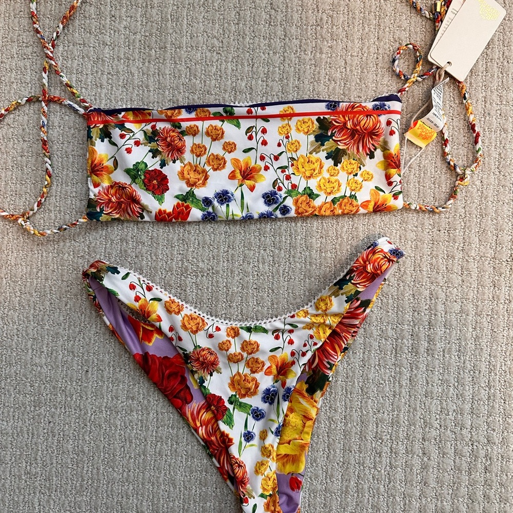 Agua Bendita reversible swimsuit. Womens. Size medium top and bottom. Brand new